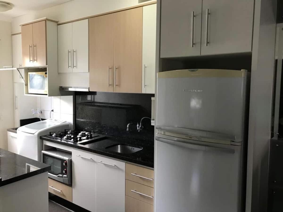 Lindo 2 Quartos 5 Min Da De Bc Apartamento